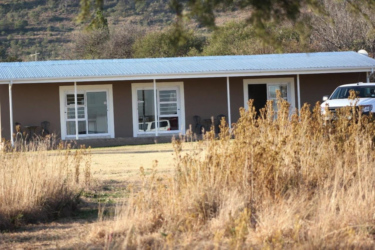 A Dam'S View Accommodation Куинстаун Екстериор снимка